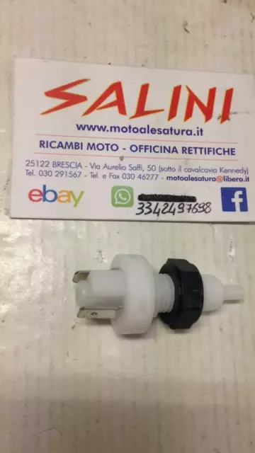 Interruttore stop Piaggio COSA 125-150-200 per veicoli con avviamento elettrico.