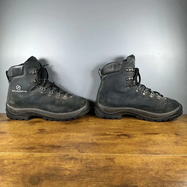 SCARPA MANTA M4 Black Walking Hiking boots Mens Size Uk 9 / EU 44 £49. ...