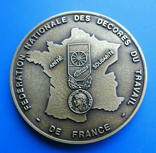 Médaille Fédération Nationale Des Entreprises à Commerces Multiples - Bronze 1976 - Signée