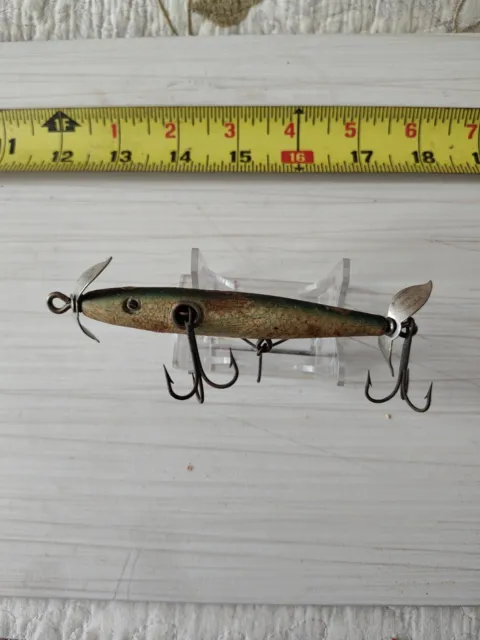 VINTAGE FISHING LURE Wooden Shakespeare Little Pirate Minnow #23 White Red  Head $2.99 - PicClick