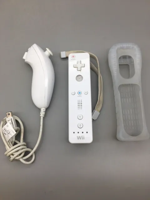 Official Nintendo Wii Remote Motion Plus And Nunchuck WHITE with Plus Adapter