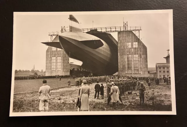 Ak Carte Postale Sortie De Graf Zeppelin - Ak Pour Bordbesuch