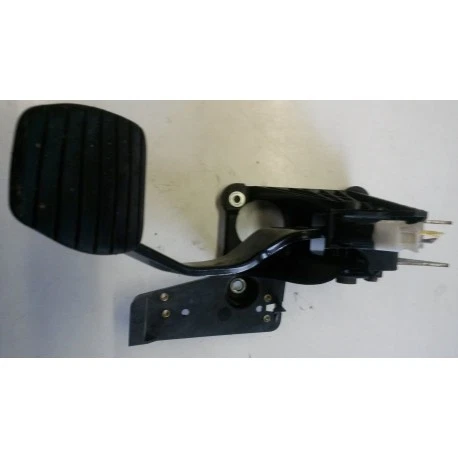 PEDALE DE FREIN RENAULT LAGUNA II réf : 8200725724