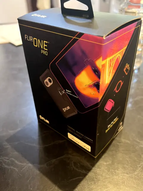 FLIR ONE Pro iOS    OR      Android USB-C Thermal Camera for Smartphone