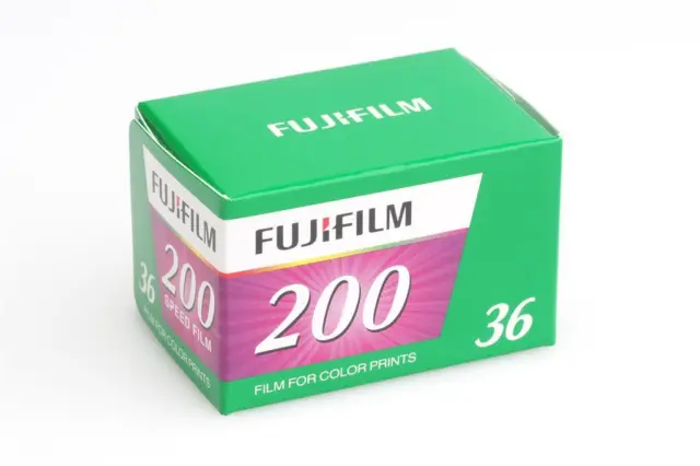 Fujicolor C200 Iso 200 135/36 Color Film (1709396811)