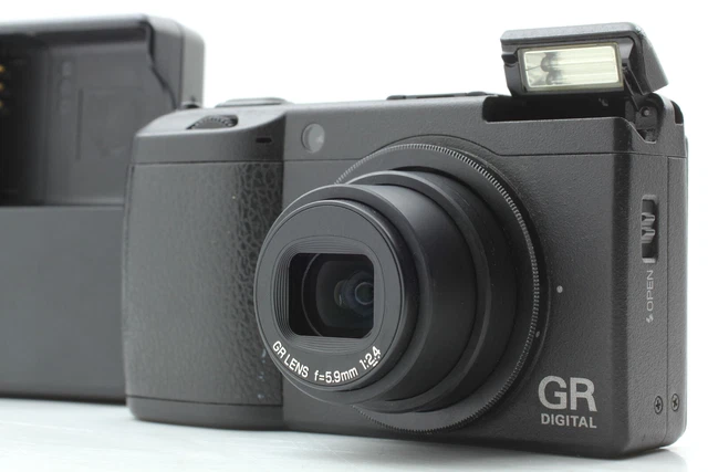 [Near MINT] RICOH GR DIGITAL II 2 10.1MP Compact Camera From JAPAN