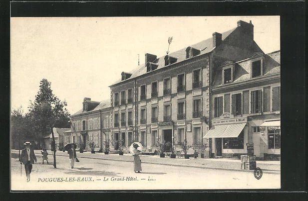 CPA Pougues-les-Eaux, le Grand Hotel