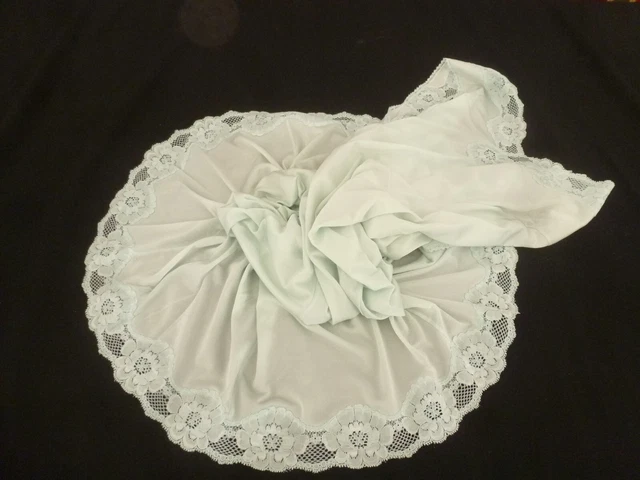 jolie combinaison & fond de robe vintage jolie dentelle  T 48 ref 70RO