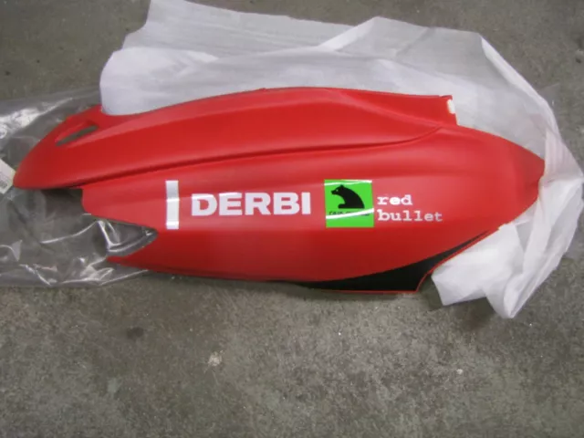 Verkleidung  rot matt  Original Derbi  Atlantis 50     00G00535691