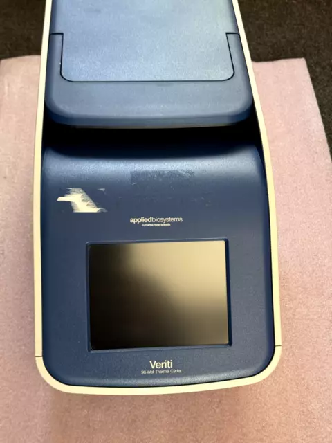 Applied Biosystems Veriti 96-Well Fast Thermal Cycler