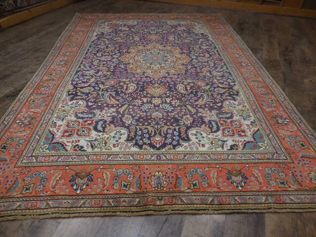 VINTAGE TURKISH HAND MADE GEOMETRIC ANATOLIAN VILLAGE MADE RUG 6.3x9.10 Ft