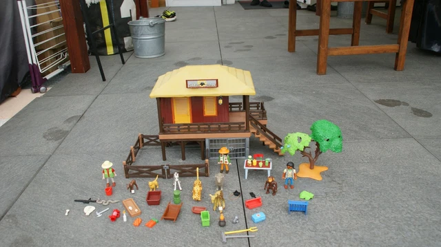 PLAYMOBIL - Centre de Soins pour Animaux de la Savane - Wild Life - Mixte - 53 pièces