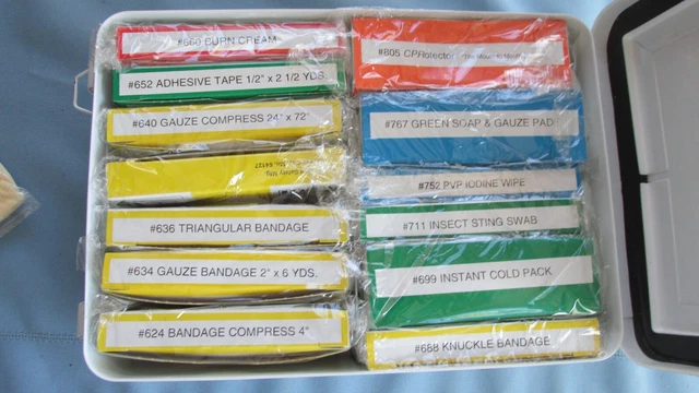 Vintage Unused Southern Pacific Railroad Lines Complete First Aid Kit 3