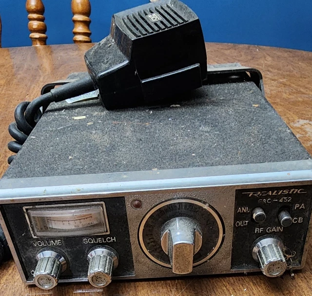 REALISTIC NAVAHO TRC Channel Base Station Mobile CB Radio Untested 29.