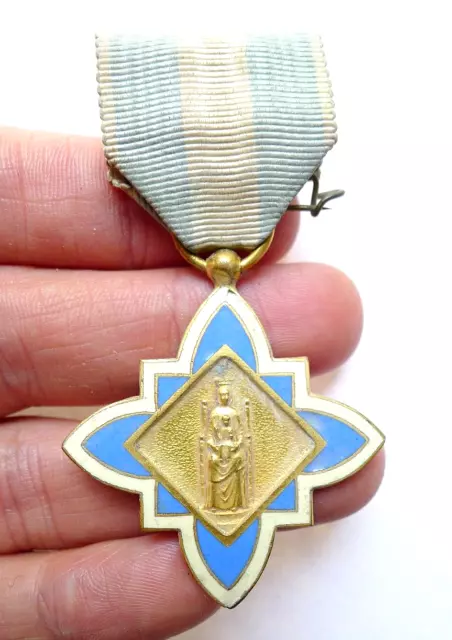 Vecchia Medaglia  Distintivo Smaltata Religiosa Madonna Maria Congres Marials