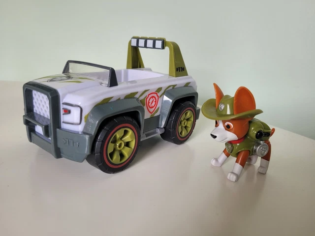 Paw Patrol, Tracker Jungle Cruiser Vehicle with Collectible Figure main image 1