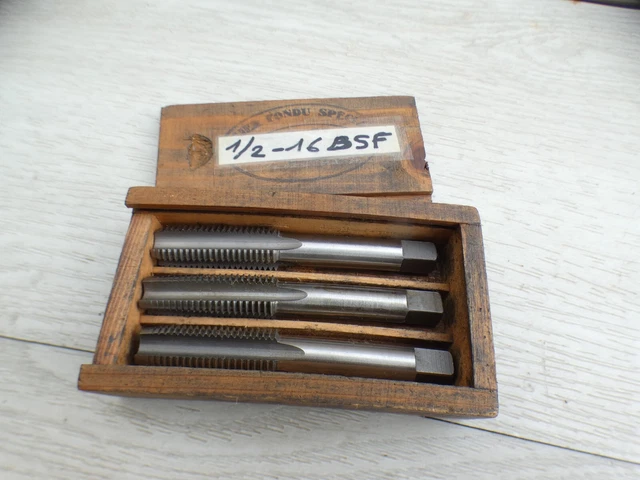 Set De 3 Tarauds 4 Lèvres HSS LDK – 1=8 (H9), Occasion