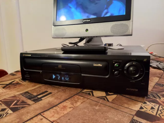 PIONEER CLD-S310F Lecteur Laserdisc avec télécommande Bon État Fonctionnel