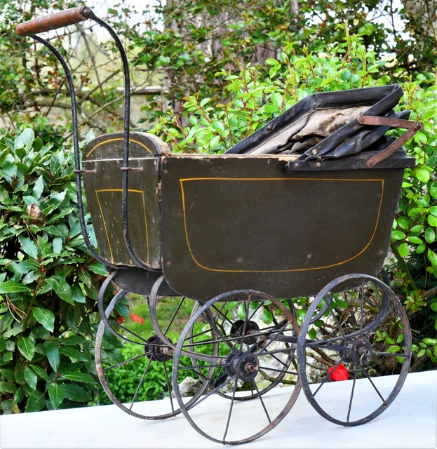 Ancien Penny Toy – Landau Poupée En Tôle Lithographiée, 9 Cm, Années 1920/30