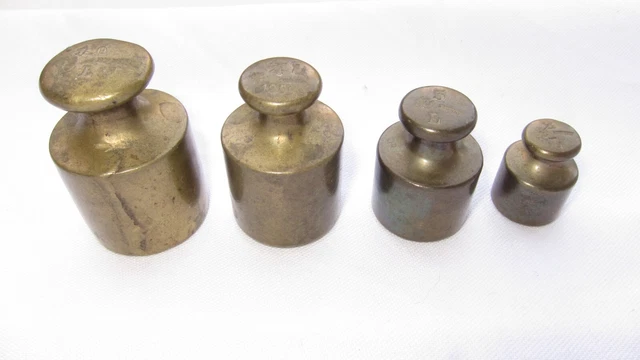 4 sehr alte Gewichte LOT Knopfgewichte Messing Eichamt Berlin 1856 gepunzt 