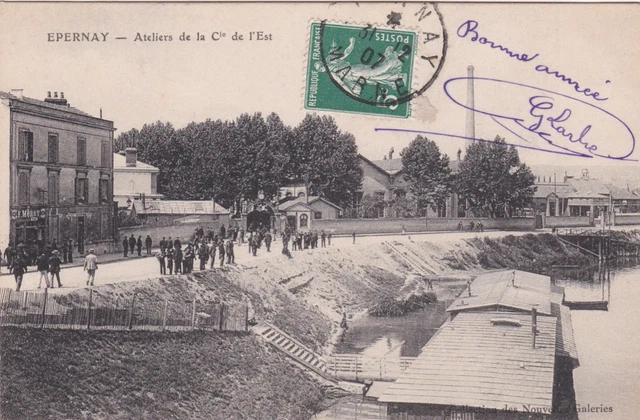 CPA 51 EPERNAY Ateliers de la Cie de l'Est