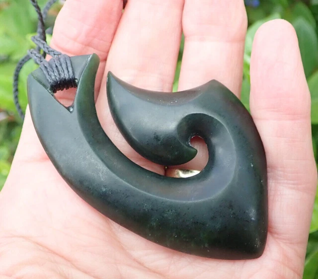 Large Gem Grade Dallas Crombie Nz Arahura Pounamu Greenstone Maori Hei Matau