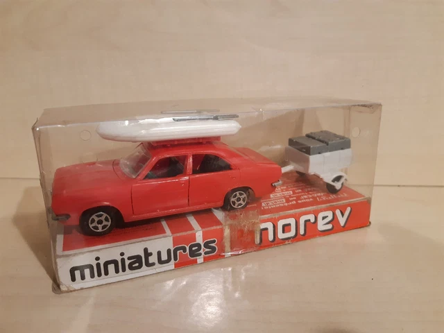 NOREV COFFRET CHRYSLER NEW YORKER AVEC
