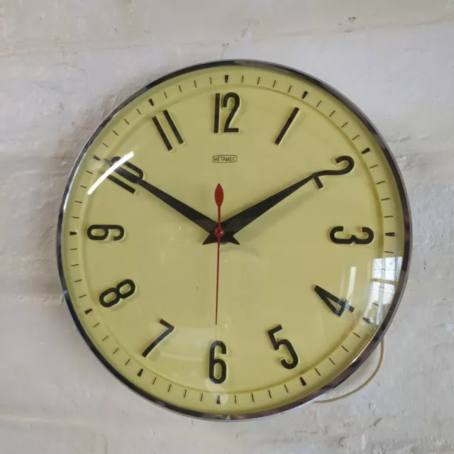 Mid Century - Wall Clock - Metamec - Vintage Retro Kitsch - Lemon Yellow