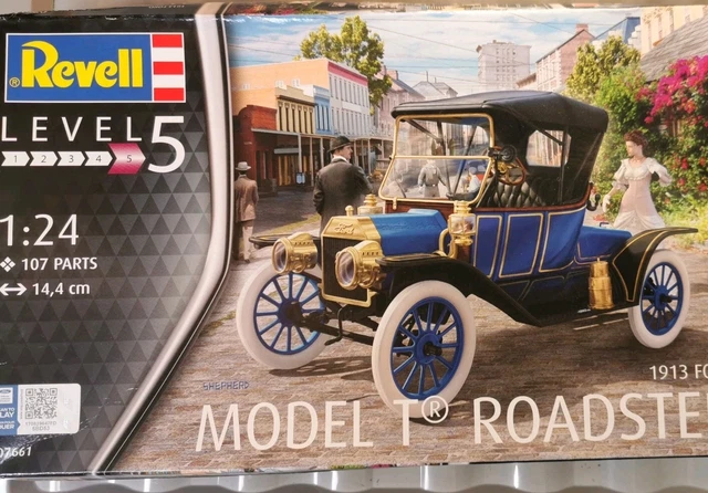 REVELL LEVEL 5 Ford 1913 Model T Roadster Set 07661 Bnib £20.47 ...