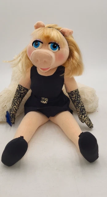 miss piggy black dress Fashion Halloween : Miss Piggy Investment Piece