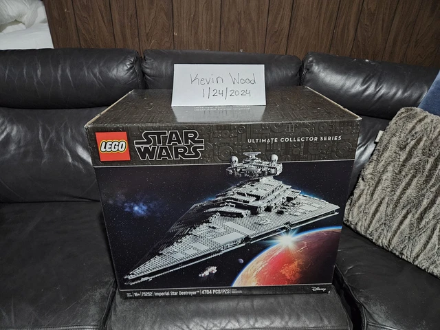 Les premières images du Lego Star Wars Imperial Star Destroyer sont là avec une figurine