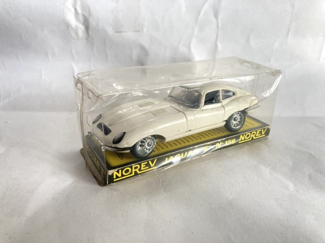 AU JOUET PARISIEN: Norev Modèle n° 156 Jaguar Type E