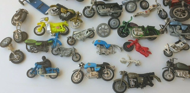 Lot de moto jouet ancien en métal plastique majorette minialuxe politoys 2