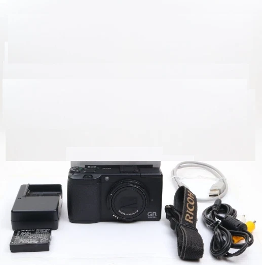 RICOH digital camera GR DIGITAL III GRDIGITAL3 working