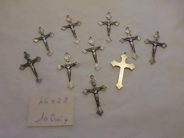 lot de 10 ancienne Croix  en métal  fd de stock  fab France vintage