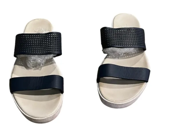 Lacoste Women’s  6 Natoy Slide Flat Sandal Navy Lightweight Vacation Travel