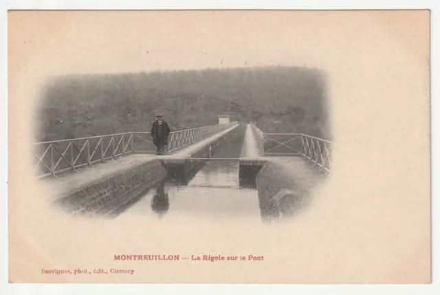 MONTREUILLON - Nievre - CPA 58 - la rigole sur le Pont - carte 1900