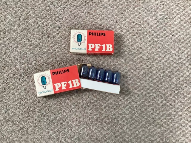 Paquete de 5 Colección Universal Philips PF1B Photolux más 1 Bombilla Extra en Caja