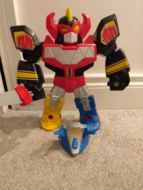 Action Figure Megazord Power Rangers Mega Mighties (30,5 Cm) | Giocattolo Mighty Morphin Con Spada E Scudi, Per Bambini 3+ - 5