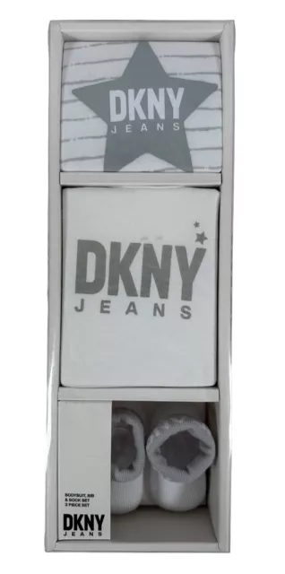 DKNY Jeans 0-3 Months New Born Baby Gift Set Boxed Bodysuit Bib Socks Unisex