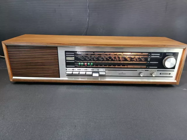 Grundig Radio RF150 Vintage