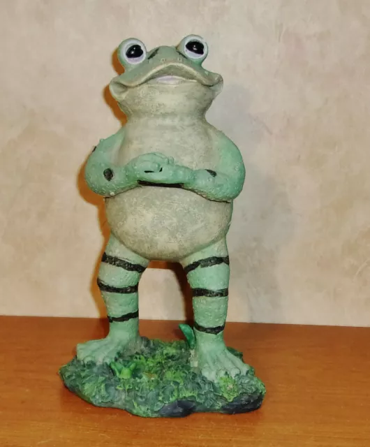 Standing Resin Frog with Folded Hands - Indoor/Outdoor