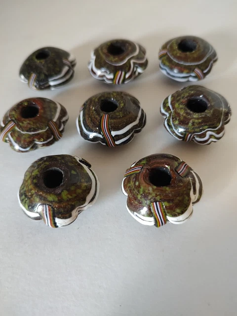 Vintage Lot of 8 Green Brown Ribbon Ceramic Resin Beads for Macrame 3