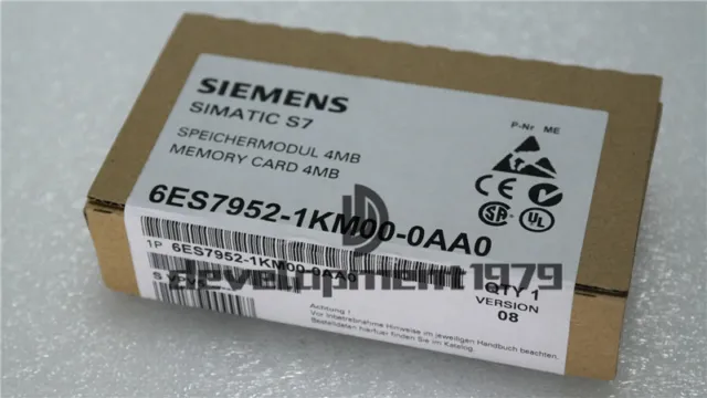 ONE NEW Siemens 6ES7 952-1KM00-0AA0