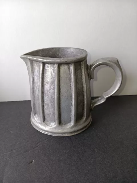 Very Nice Vintage Wilton Columbia Pa Usa Armetale Pewter Creamer Collectable