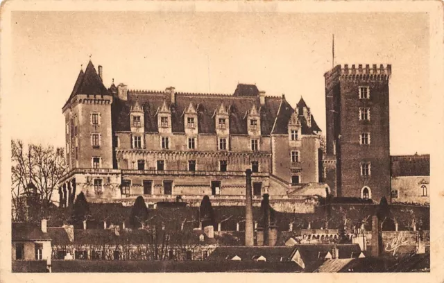 PEAU le château Henri IV France)