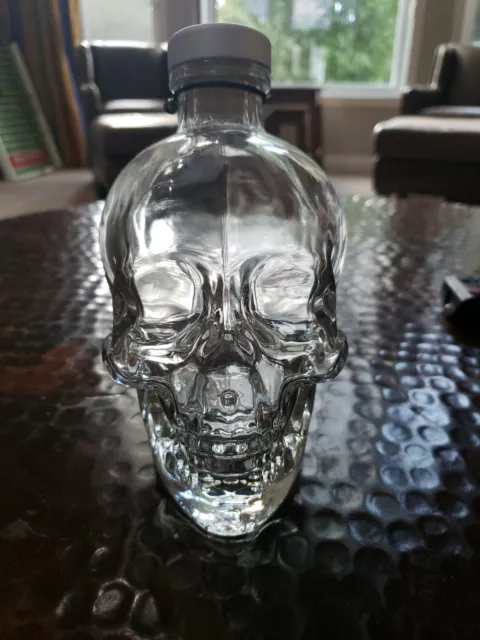CRYSTAL HEAD VODKA Glass Skull Empty Bottle 750ML XXXXX