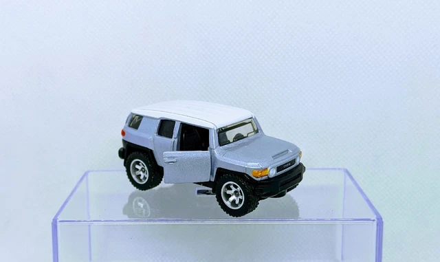 2022 Matchbox Toyota FJ Cruiser #50 (Custom 4x4 Wheels)- MOVING PARTS