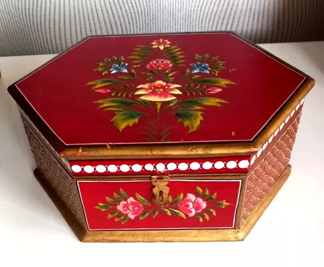 Vintage Hand Made Painted Folk Art Floral Wooden Jewellery Keepsake Trinket Box