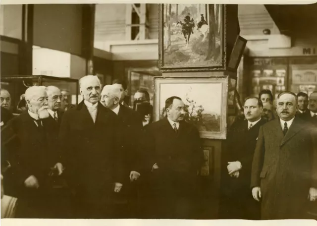 "Mrs DOUMER et LYAUTEY EXPOSITION COLONIALE 1931" Photo orig. G. DEVRED/Agce ROL